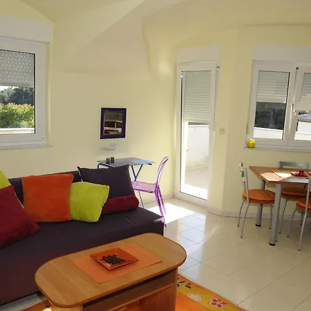 Happy Apartman Póla