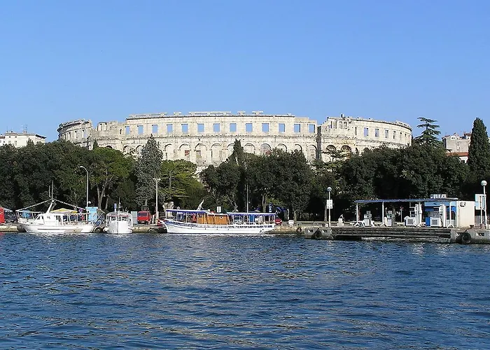 Happy Pula